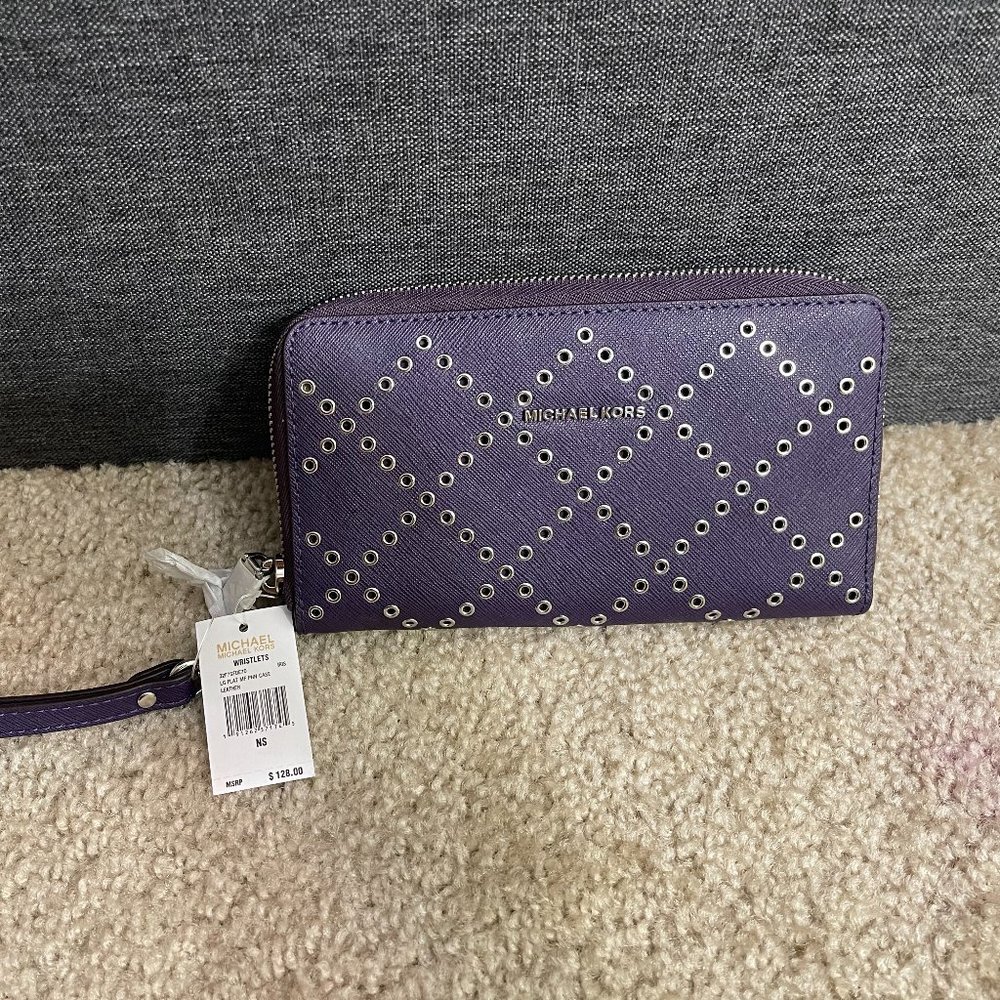 Micheal kors wristlets